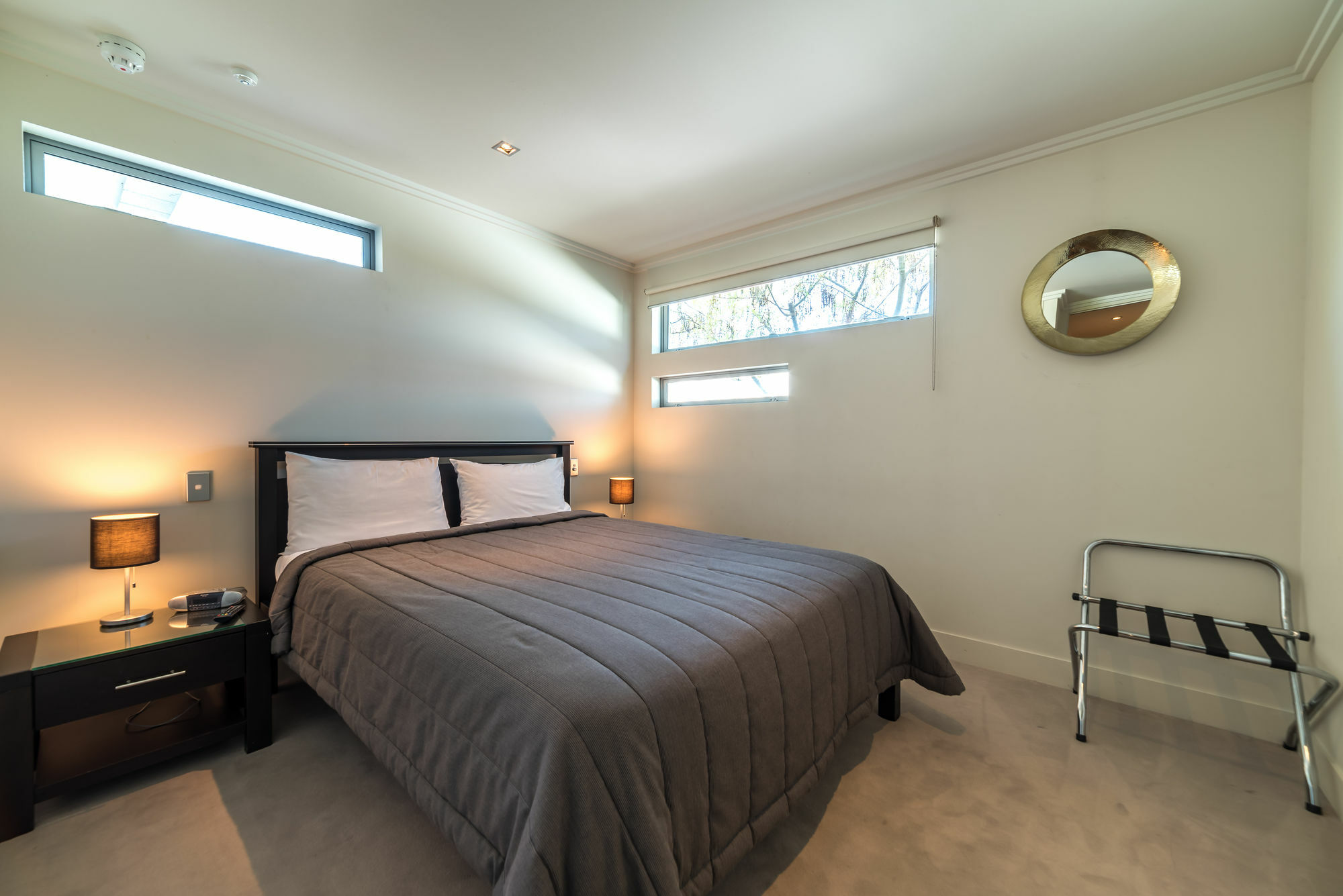 Sacred Waters Taupo Aparthotel Exteriör bild A bedroom